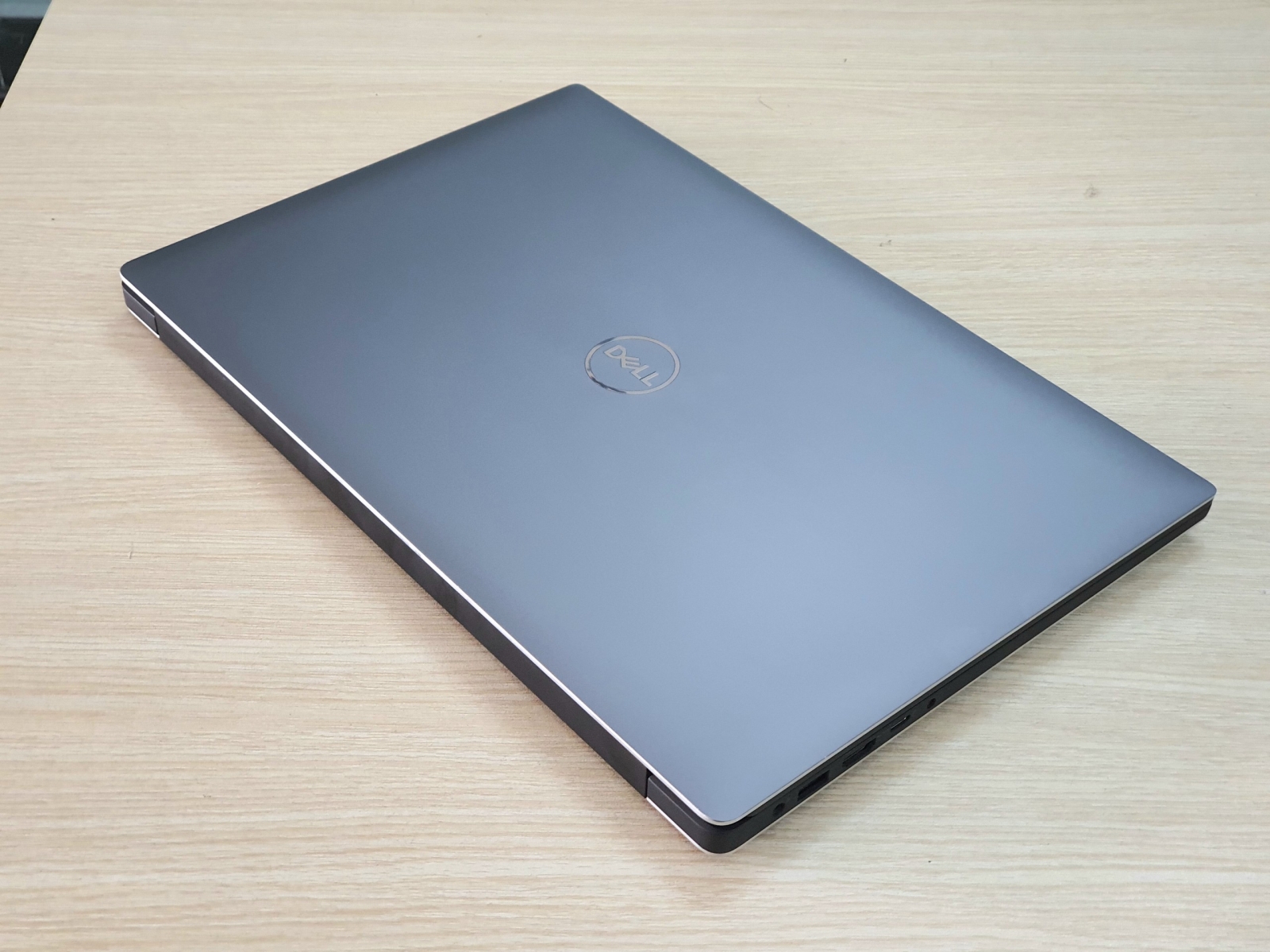 dell chuyên đồ họa precision 5540